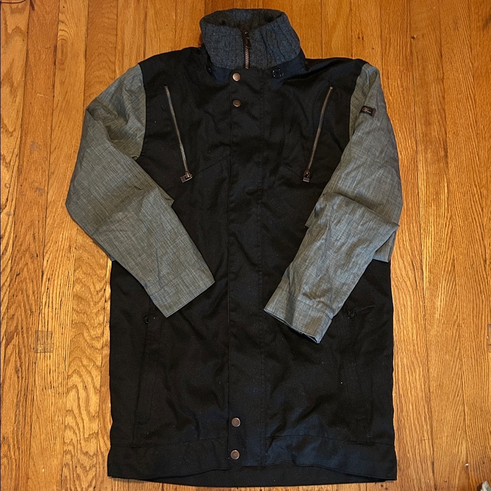 CAPP3L By Ride Snow Boards women’s Jacket S/P with optional hood